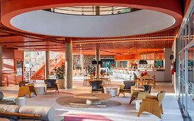 Almenat Embu Das Artes Sao Paulo, Tapestry Collection